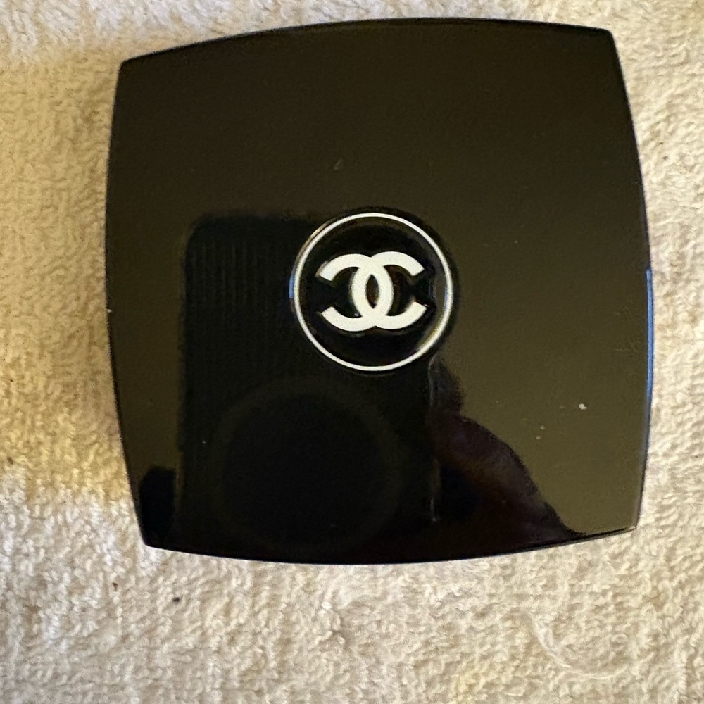 CHANEL Joues Contraste Lumere Blush Coups De Minuit